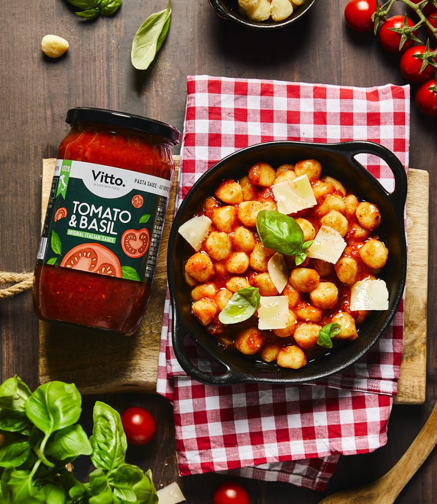 Gnocchi with tomato & basil